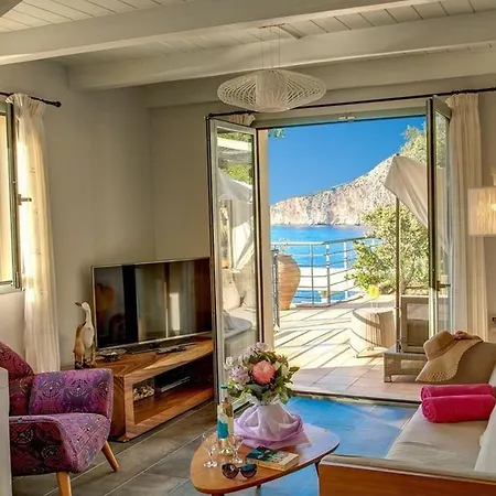Remarkable Kefalonia Yu Kanda 3 Bedrooms Seafront Vila