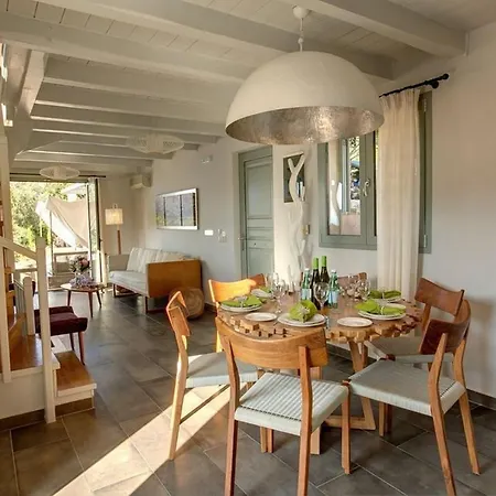 Villa Remarkable Kefalonia Yu Kanda 3 Bedrooms Seafornt Spectacular Sea Views Private Outdoor Pool Assos